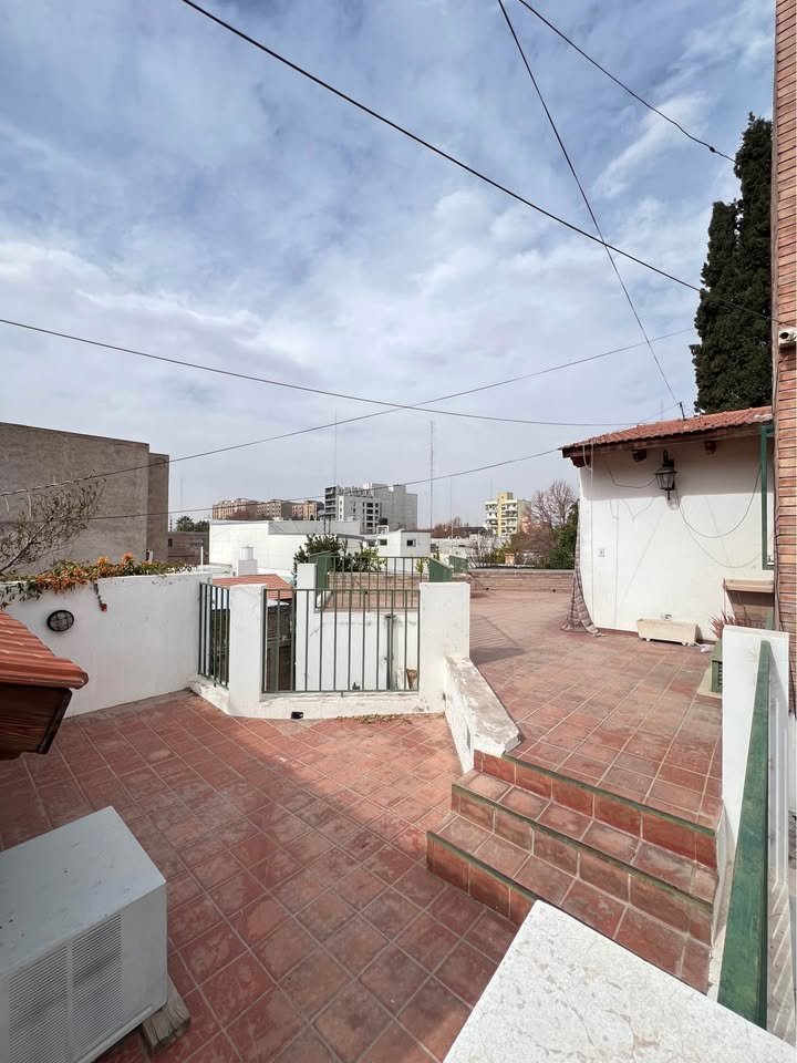 526676844 1767815417168285 2682788031032990690 n